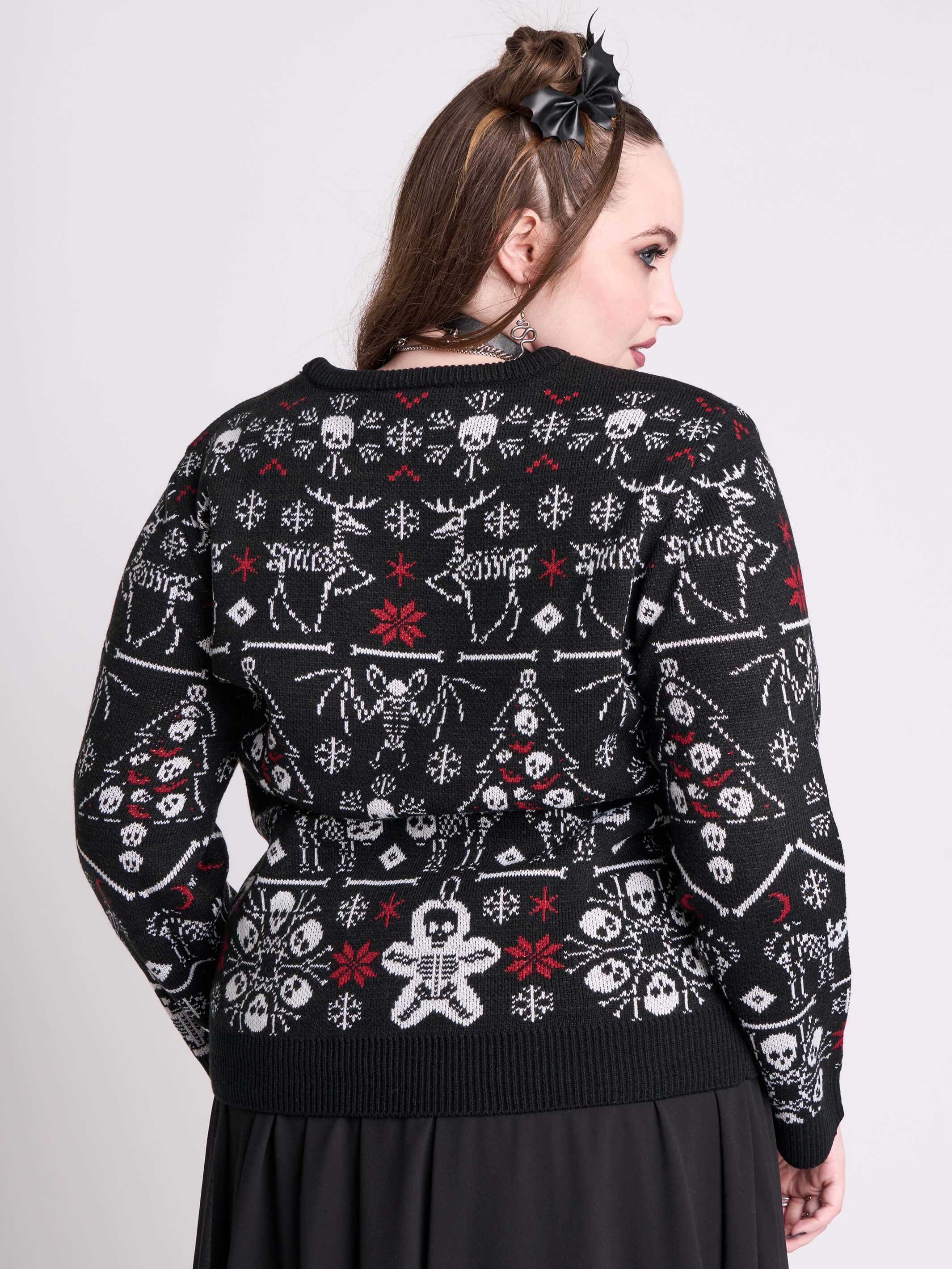 CREEPY XMAS SWEATER