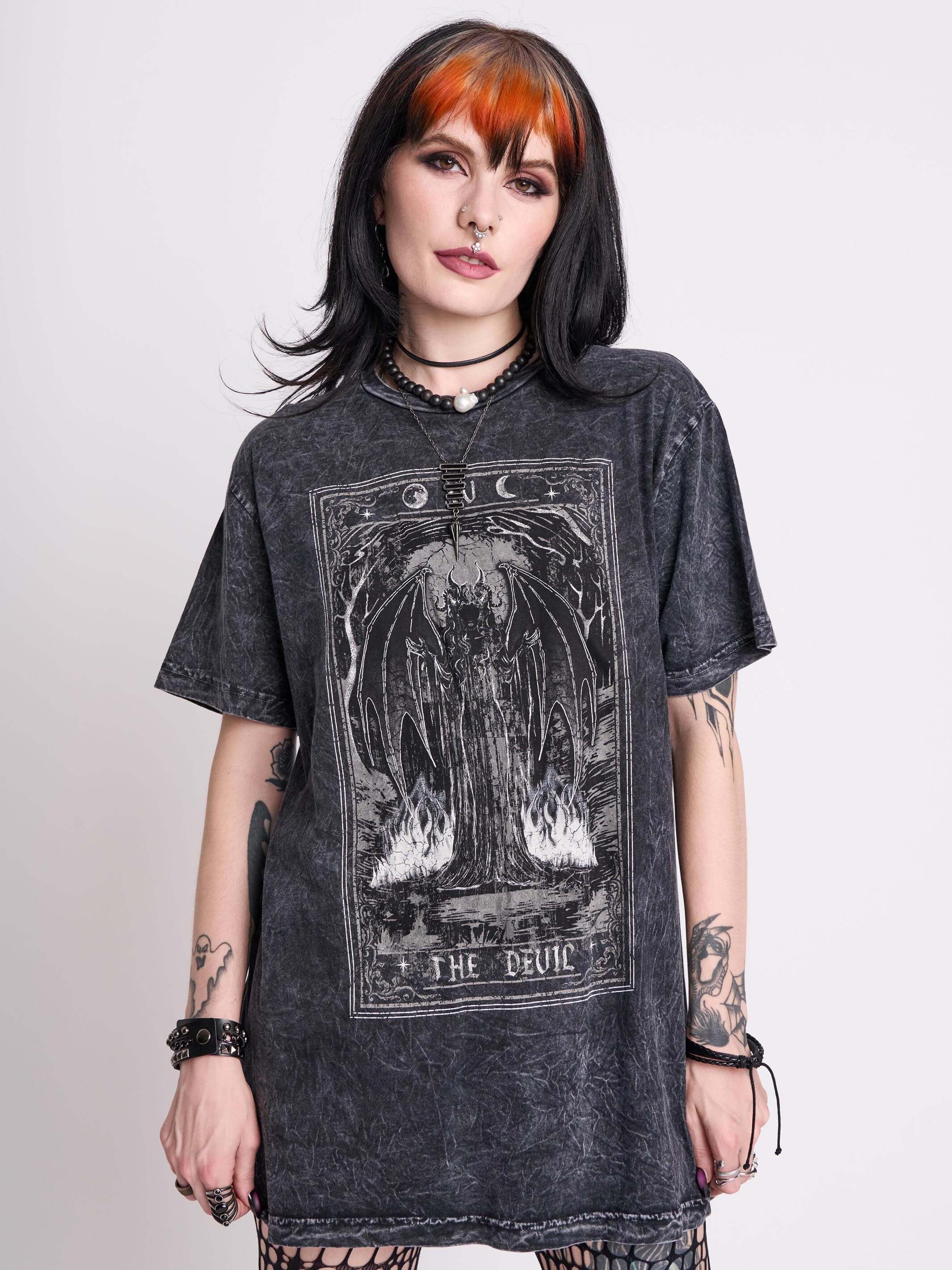 THE DEVIL TAROT CARD T-SHIRT