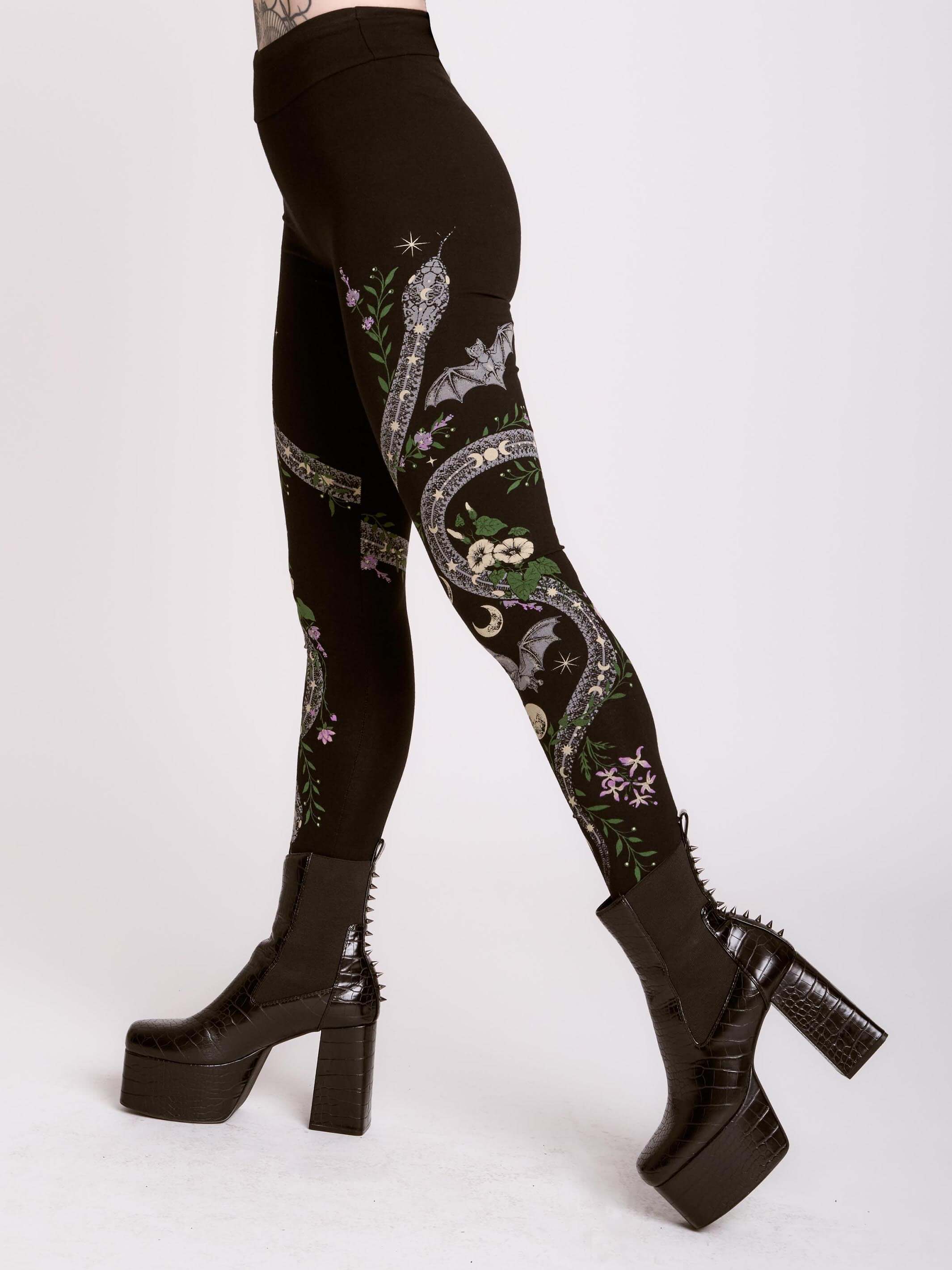 The Santorini - White Floral Jacquard 7/8 High Waist Leggings